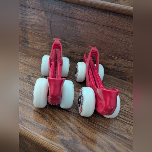 Rollergard Hockey Skate Guards With Wheels Red short Length little kids Age 4-11 - Picture 4 of 6